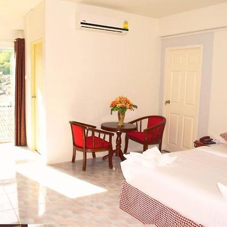 Hotel De Ratt Phuket Exterior photo