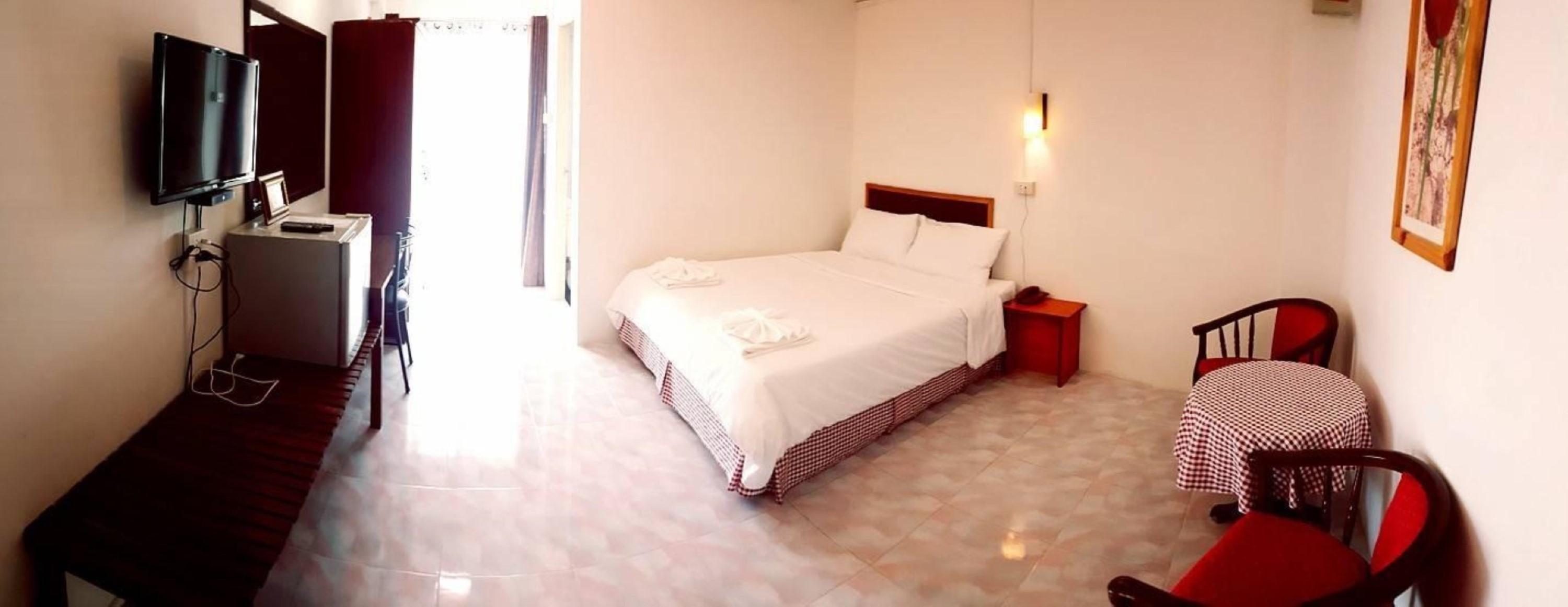 Hotel De Ratt Phuket Exterior photo